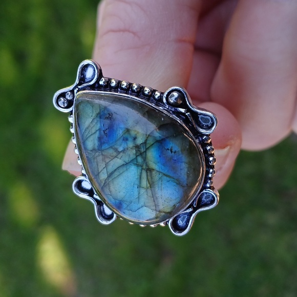 ***Sale*** New Labradorite 925 Silver Ring. - Picture 13 of 14